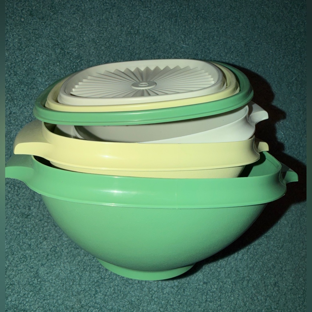 Tupperware Servalier Container Lot